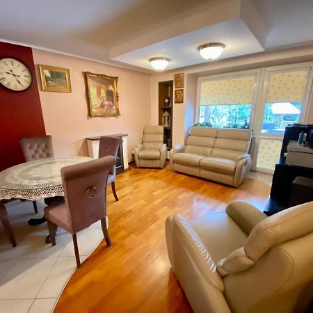Warsaw Garden Apartment 70M2 Exteriör bild